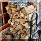 L02. Wood and wood rack.